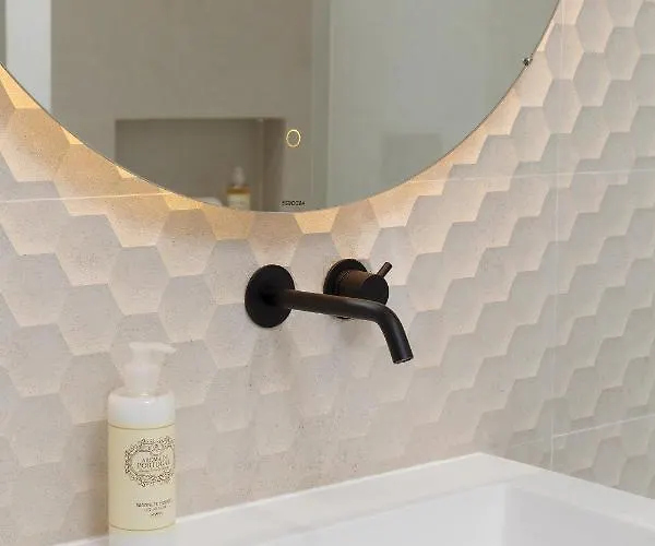 Lumo Flat アパート ファティマ