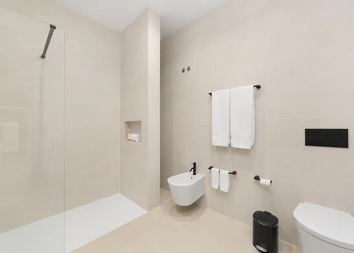 Lumo Flat アパート ファティマ